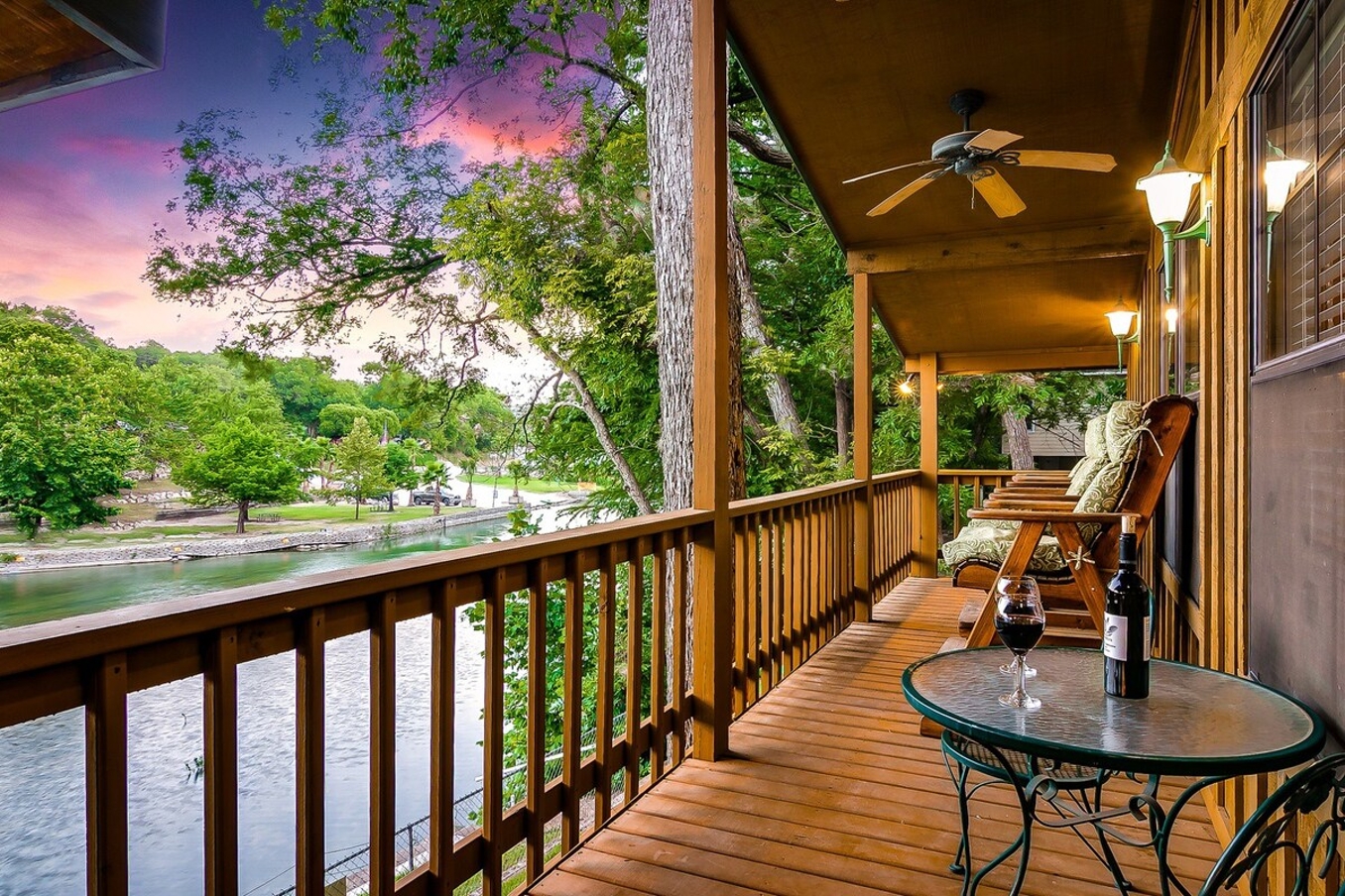 Tranquil River Access And Outdoor Fun - Charming Retreat - Canyon Lake, TX