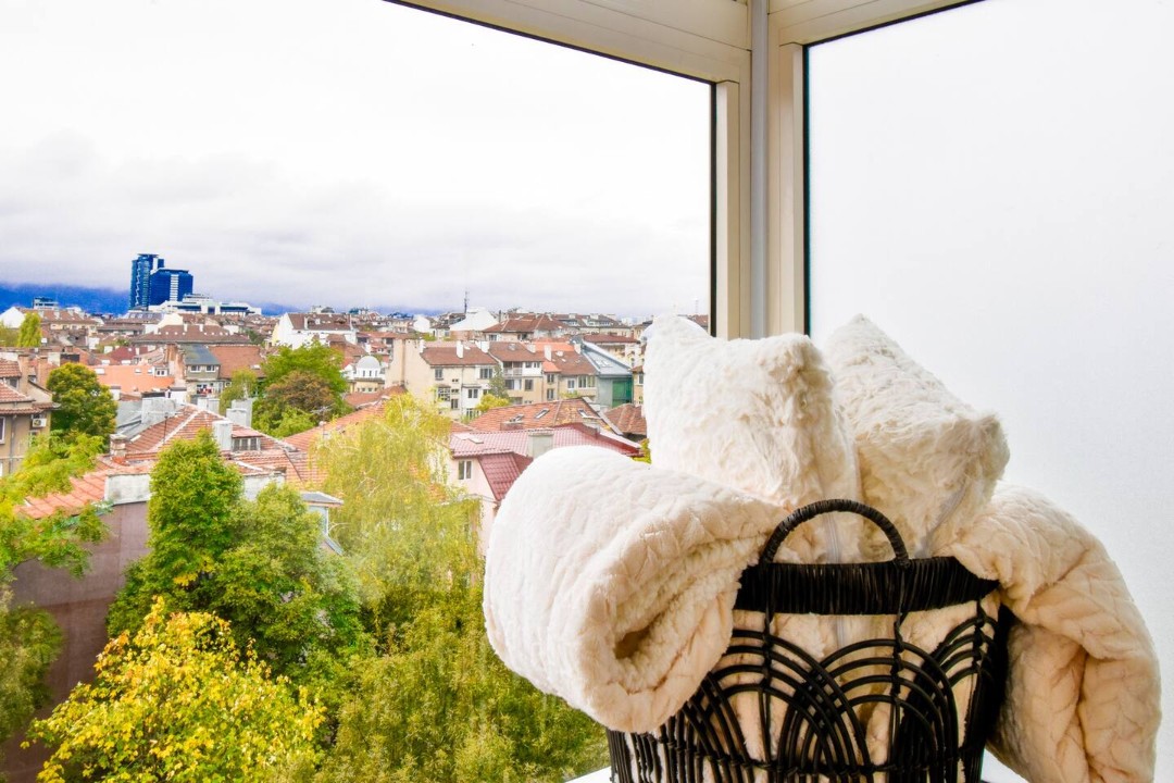 Property thumbnail 9