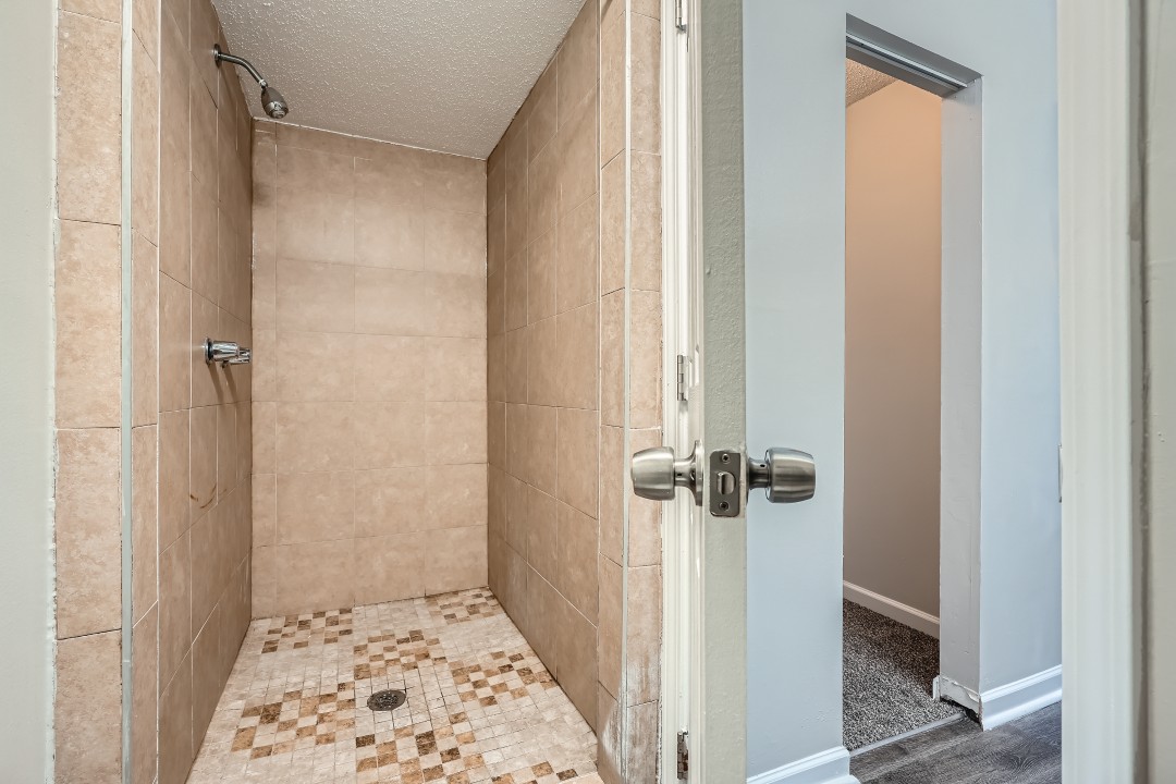 Crest at East Cobb 1812B · Unit 2/2