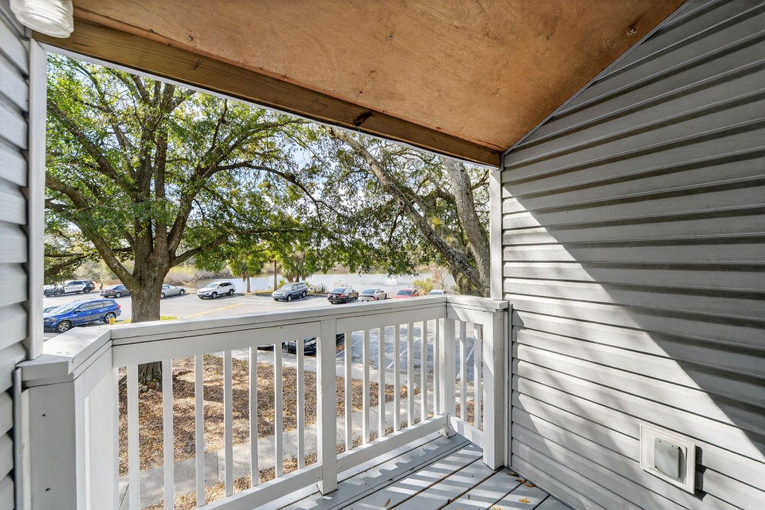 Avenue · Unit at Winter Springs 03-207 1/1