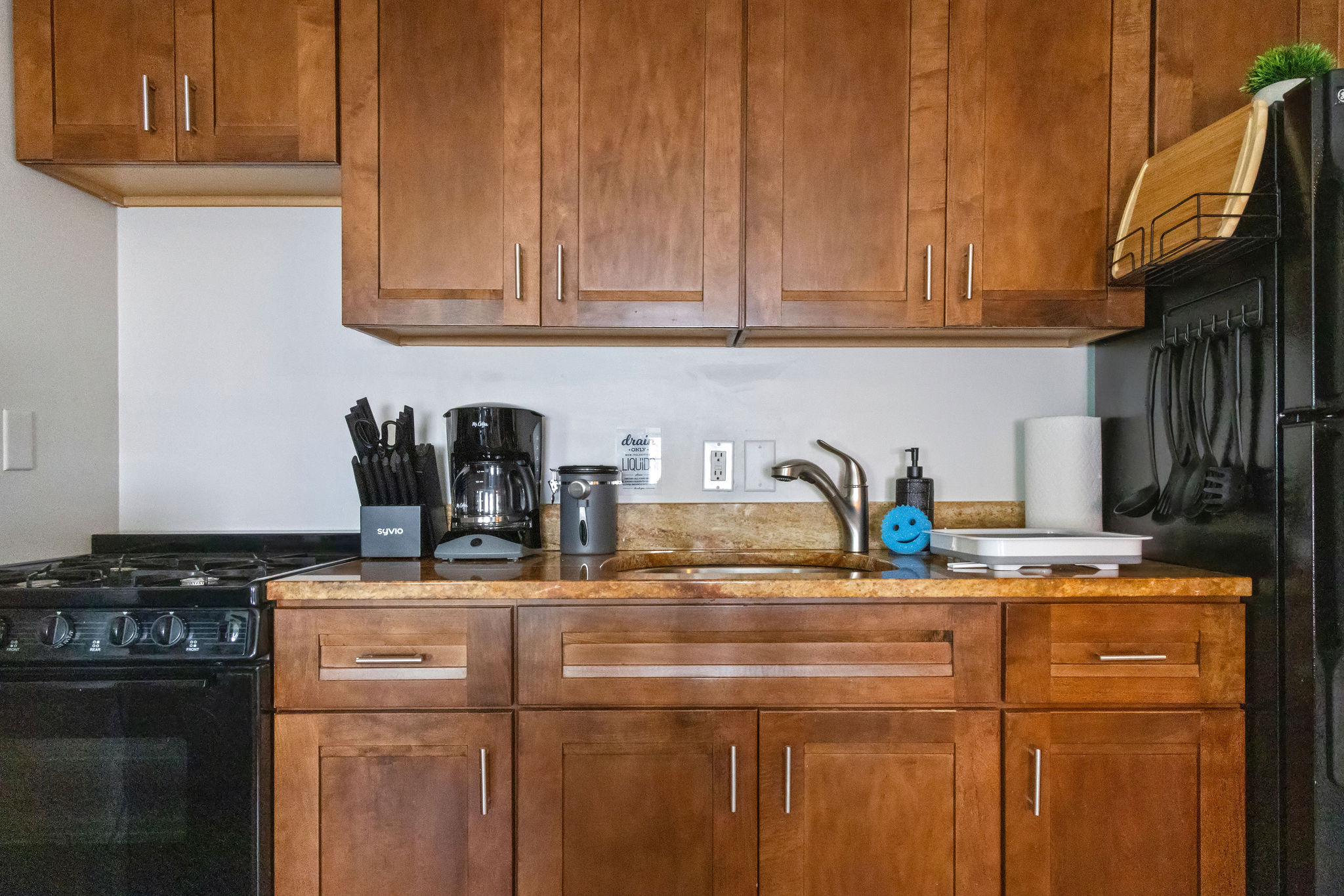 Cape Cod Beach Cottage - Unit B - Photo 14 of 29