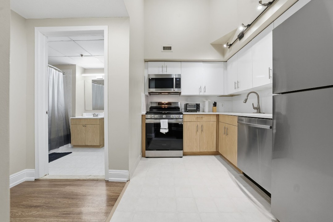 The Liberty Building · Unit 304 1/1