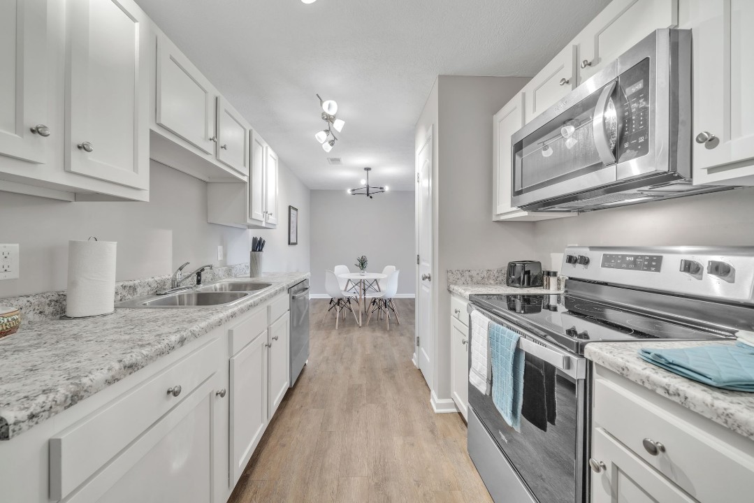 Stonecrest 712, · Unit 2/2
