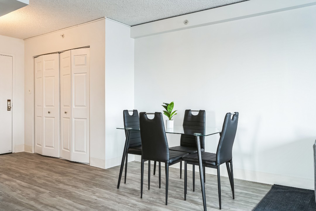 Legacy at Imperial Village · Unit 817 2/2