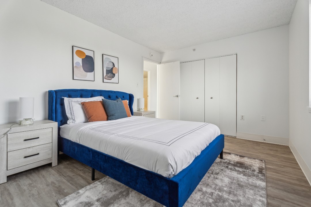 Legacy at Imperial Village · Unit 807 2/2