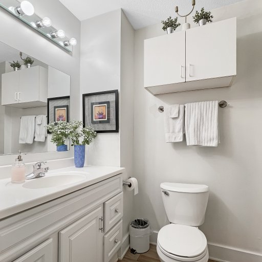 Fully Bathroom 2nd level