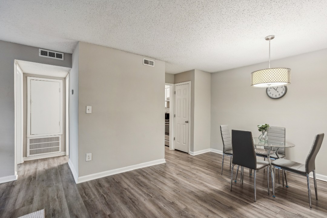 Crest at East Cobb 1832A · Unit 1/1
