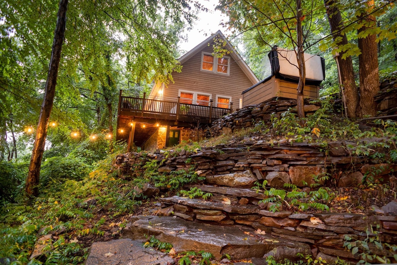 Breathtaking River Views · The Hawks Nest Cabin — Glen Spey, NY — vacation rental
