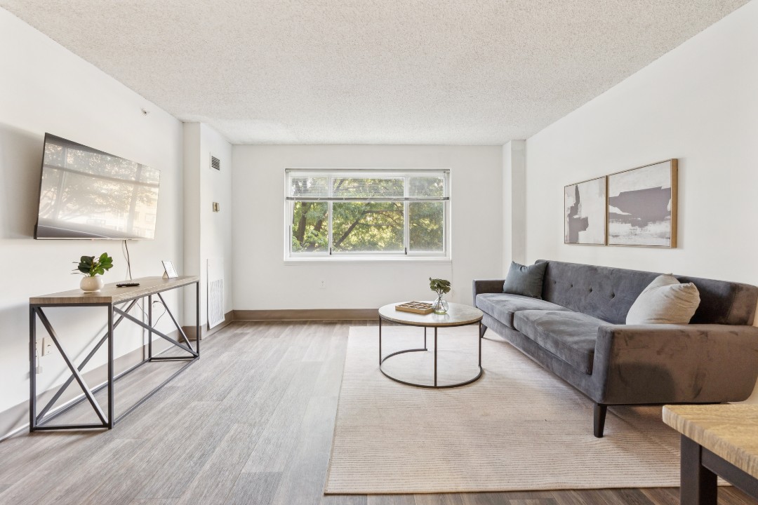 Legacy at Imperial Village · Unit 204 1/1