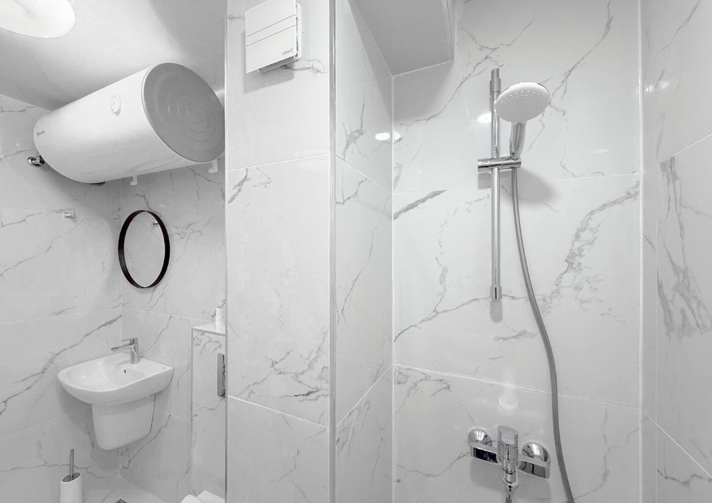 Property thumbnail 9