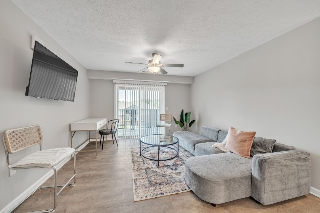 Stonecrest 712, · Unit 2/2