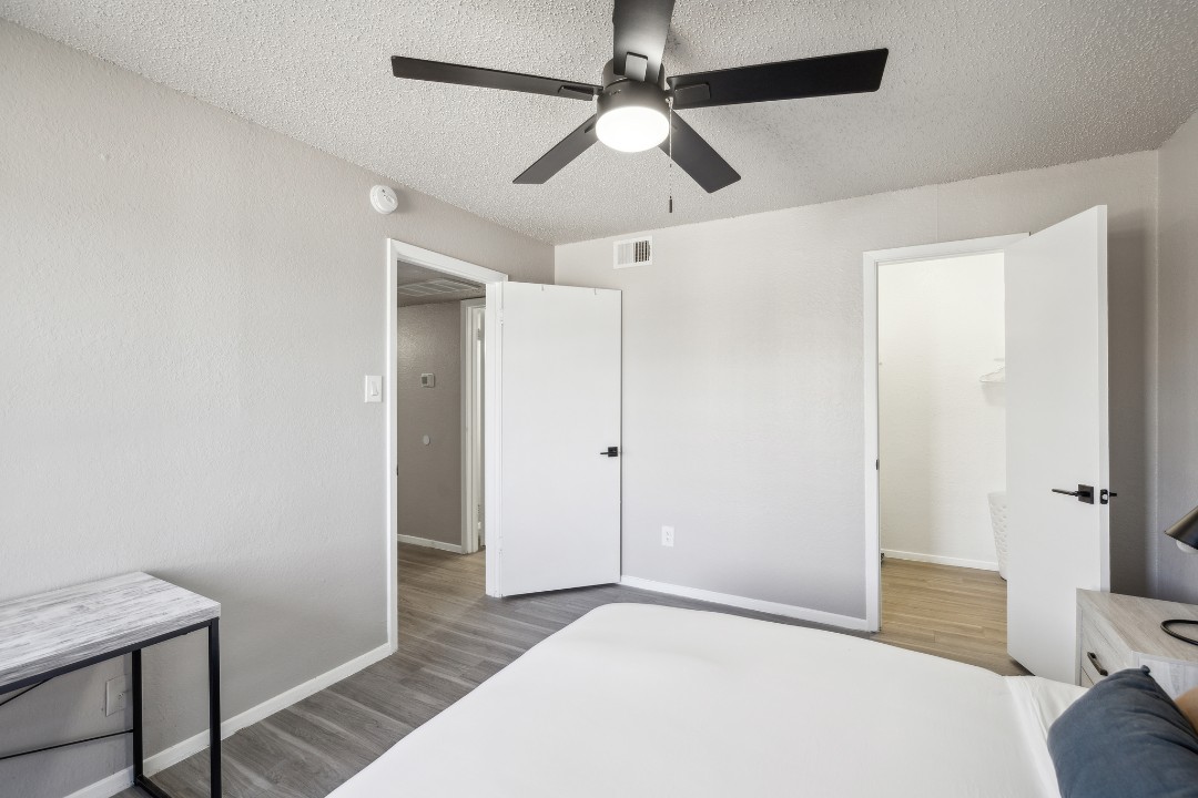 The Landry · Unit 283 2/1
