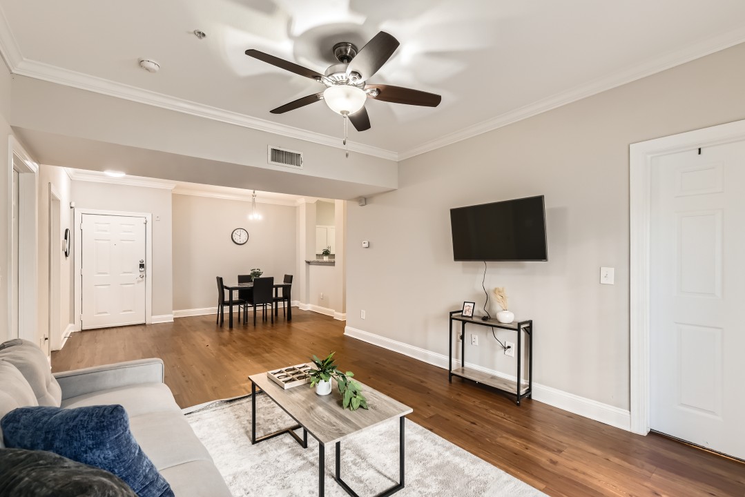 Crest at Midtown · Unit 2302 2/2
