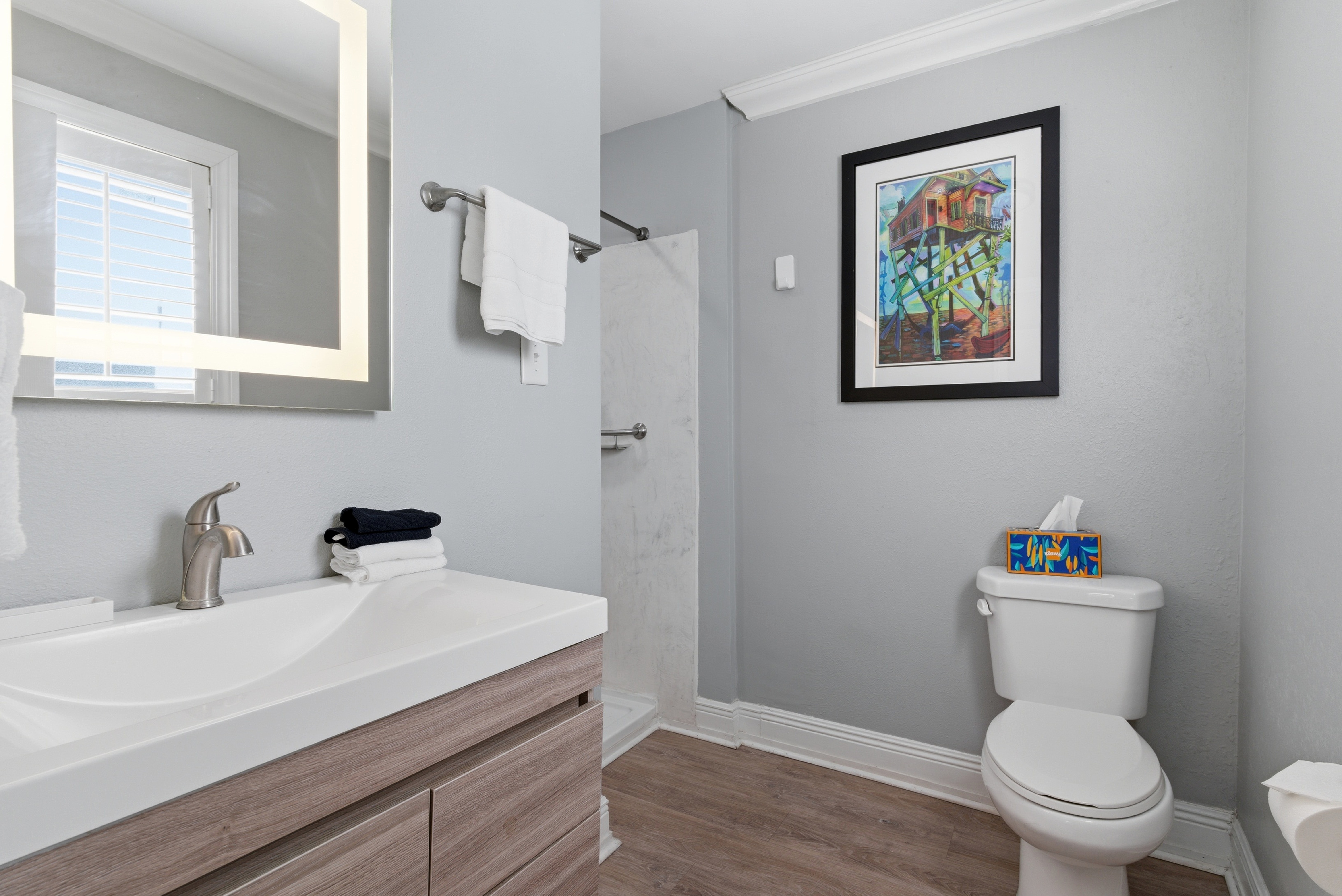 Fresh bathroom with a polished feel