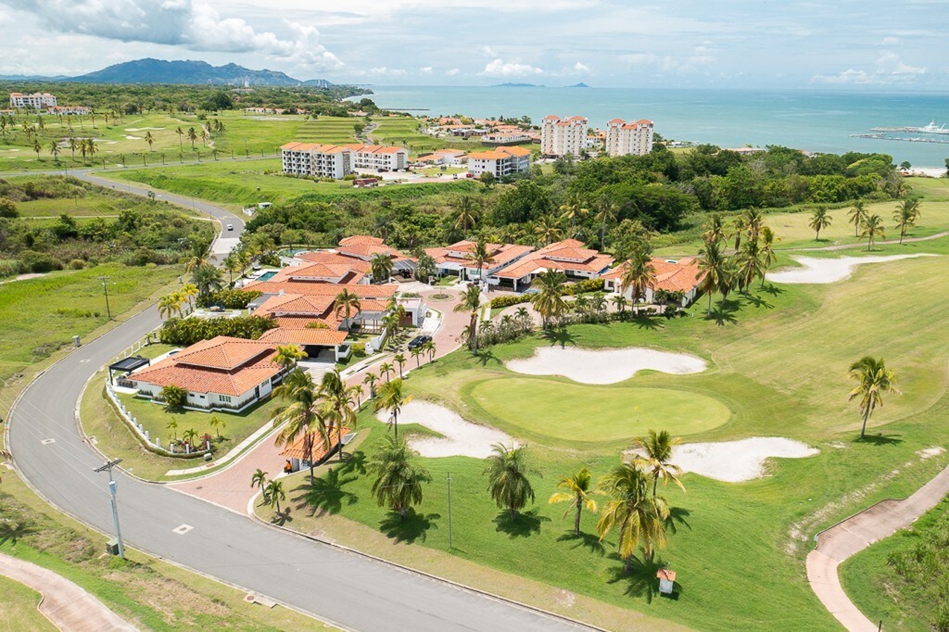 The Golf Oasis Villa by AcoModo @VistaMar photo 5