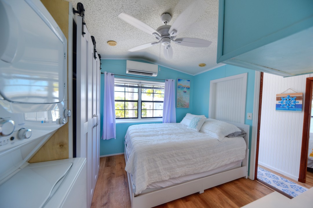 Windy Point Oceanfront in Geiger Key — Bedroom 2