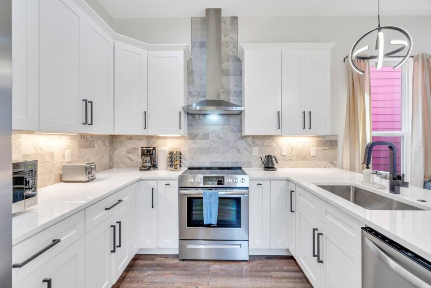 Fully Stocked Kitchen