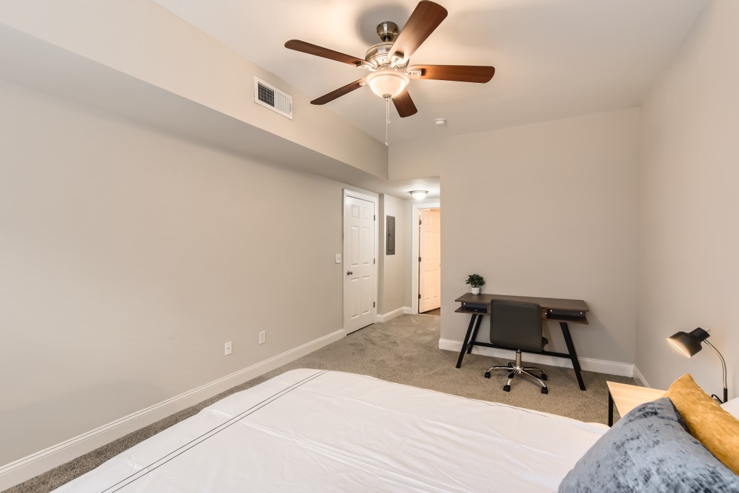 Crest at Midtown · Unit 4218 1/1