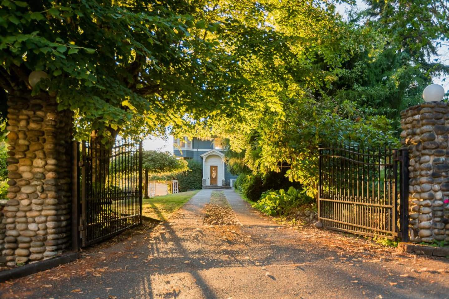 Private estate with beach, Weddings Welcome!  — Lakebay, WA — vacation rental