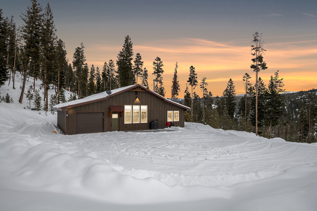 Secluded Mountain Retreat — Philipsburg , MT — vacation rental