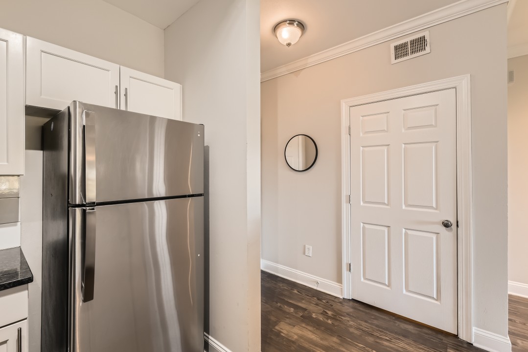 Crest at Midtown · Unit 1413 1/1