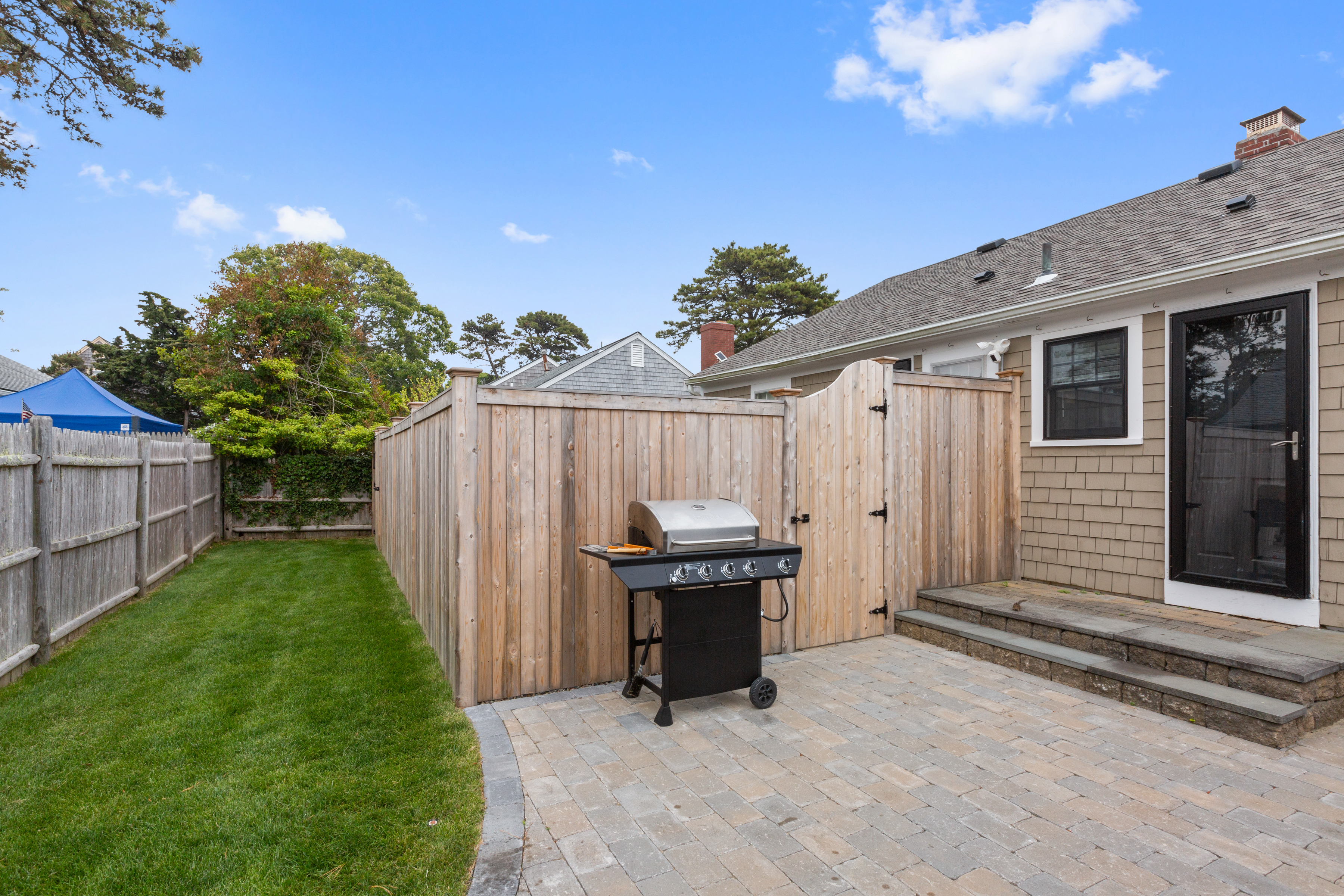 Cape Cod Beach Cottage - Unit A - Photo 32 of 34