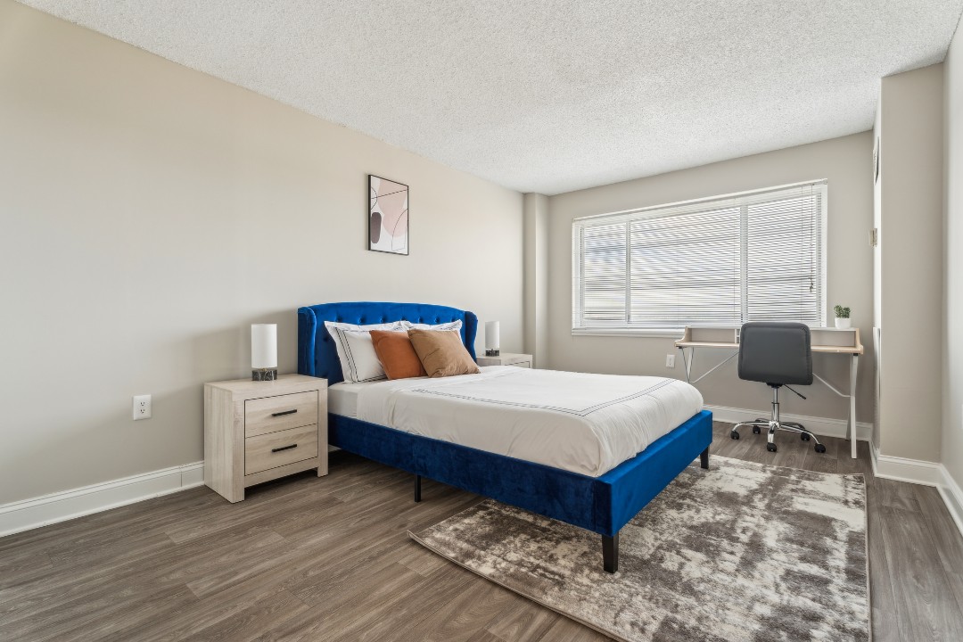 2 Bedrooms · Signature layout