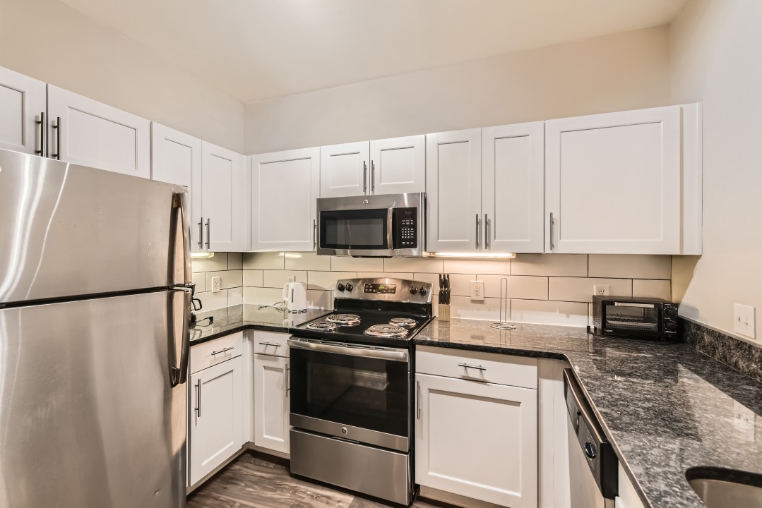 Crest at Midtown · Unit 4120 2/2
