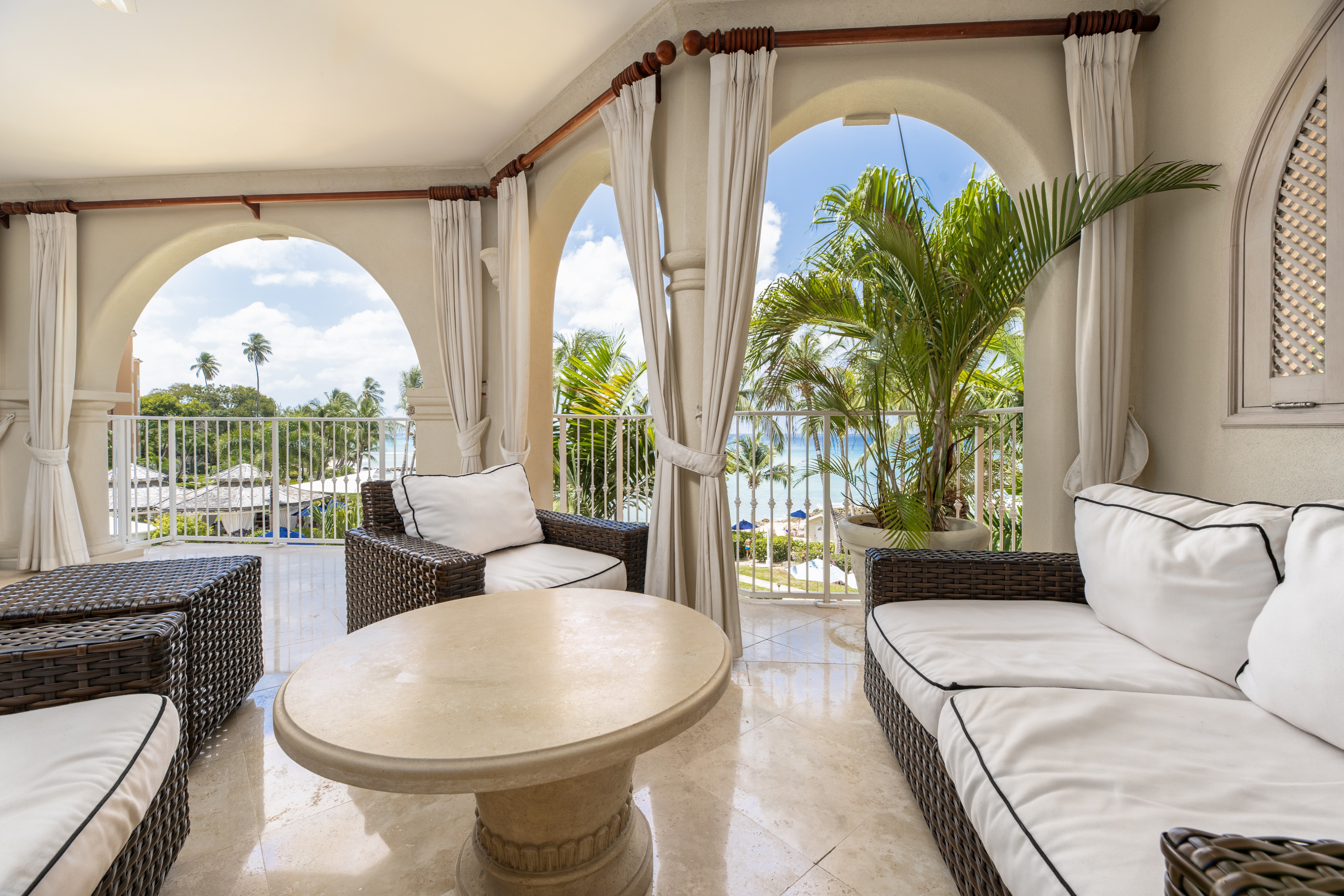 Tranquil Oceanfront Retreat with Resort Amenities — Saint Peter, Barbados — vacation rental