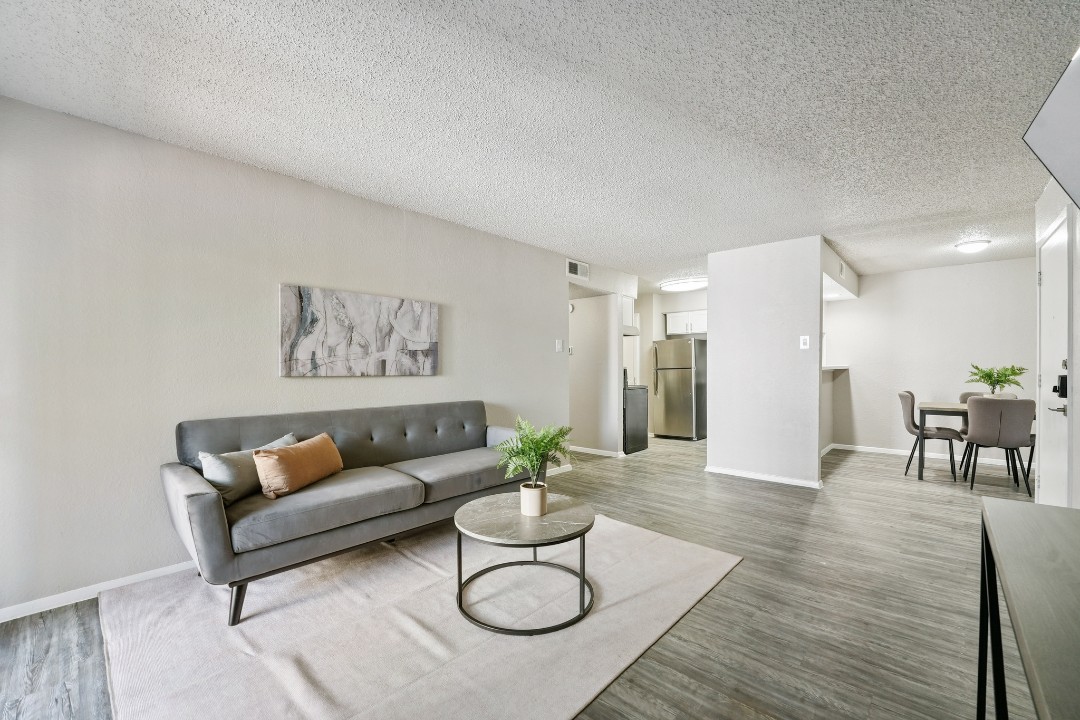 The Landry · Unit 368 2/2