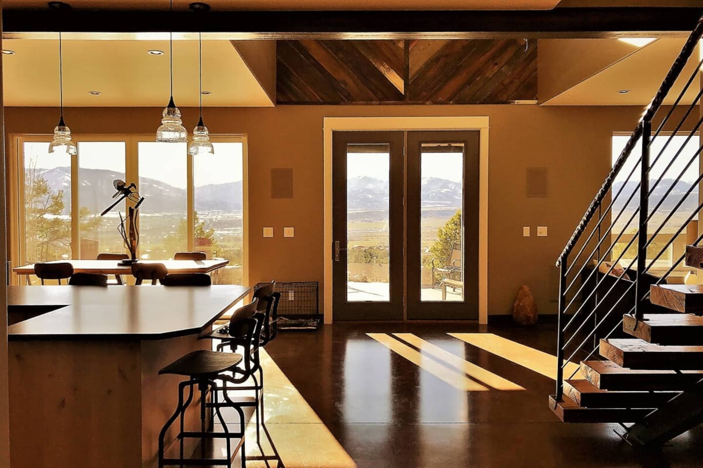 Barnwood Chateau with 2 Master Suites + Hot Tub — Salida, CO — vacation rental