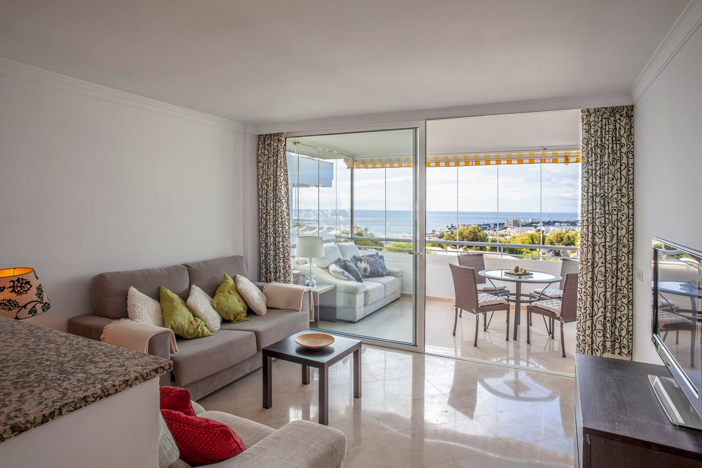 Stunning ocean view apartment — Las Lagunas de Mijas, Andalucía — vacation rental