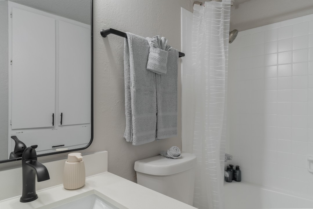 The Landry · Unit 257 1/1