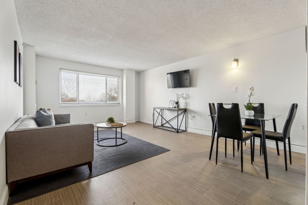 Legacy at Imperial Village · Unit 915 1/1