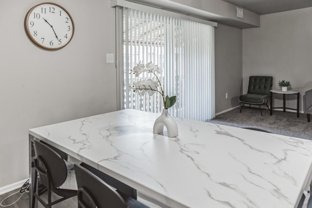 The Chateau, 306 Shipley Rd · Unit Apt 624 2bd/2bth