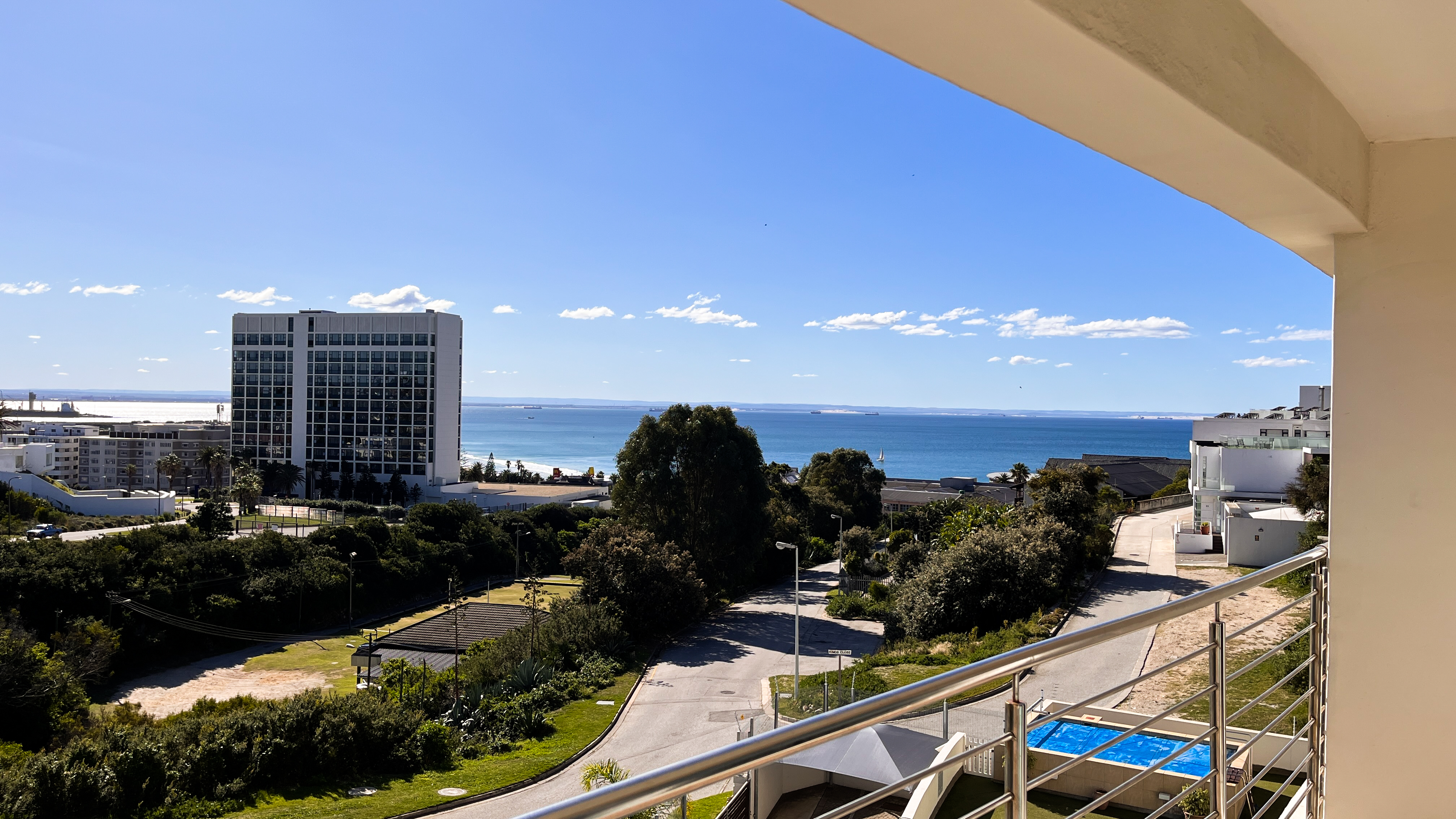 Seaside Rainbow Retreat at The Pearls #inverter — Gqeberha, Eastern Cape — vacation rental