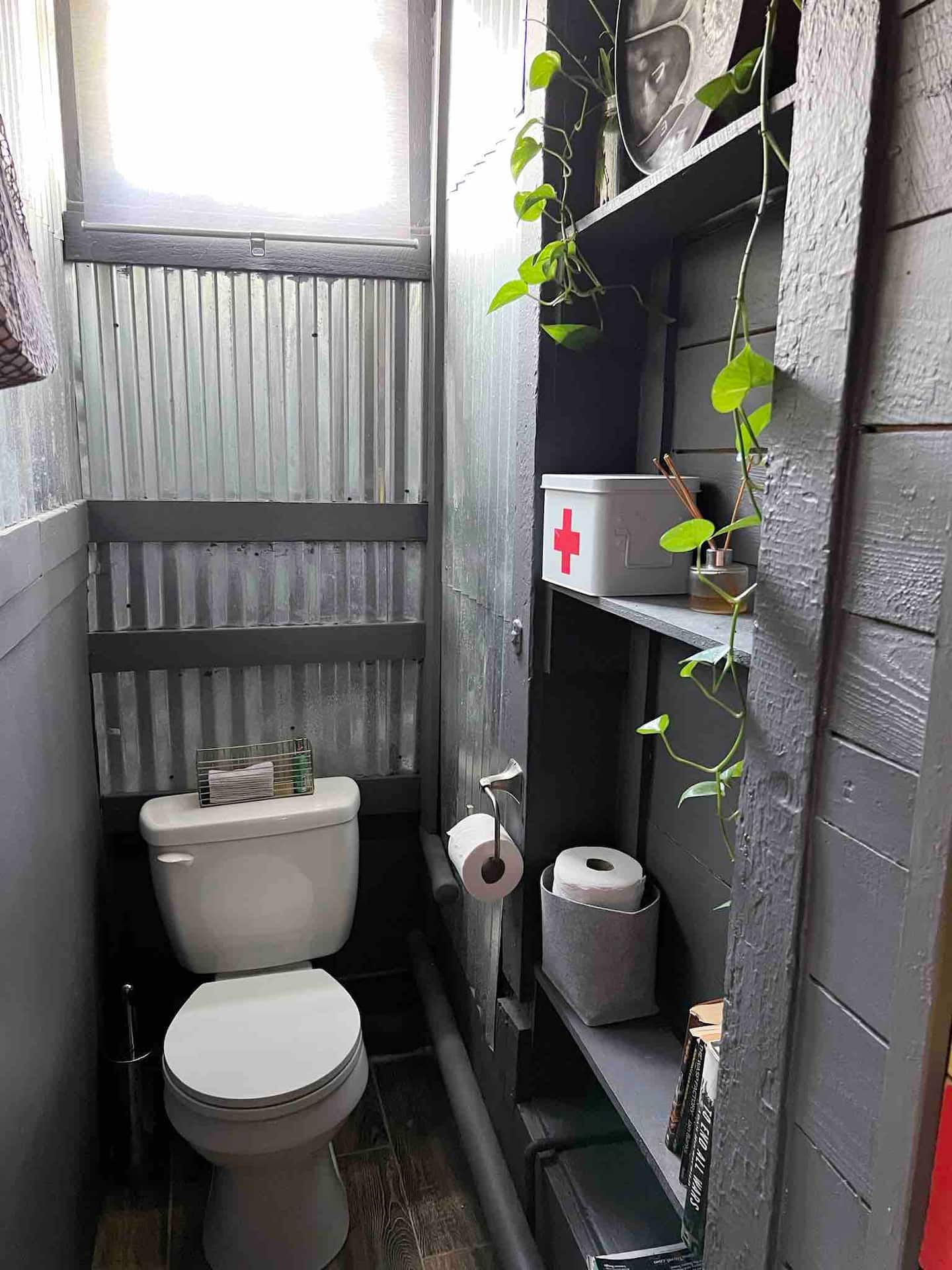 Clean and well-organized bathroom, ready for your business.