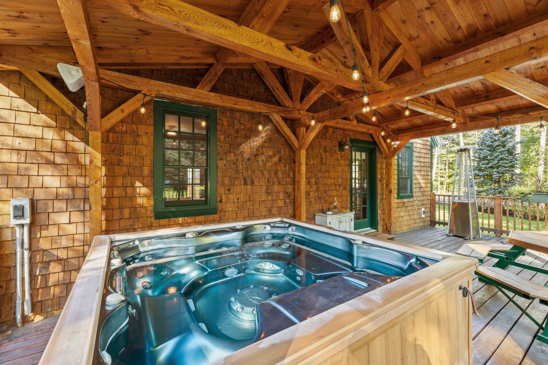 Fall Foliage•Pets•Hot Tub•7 Mins to Church Landing