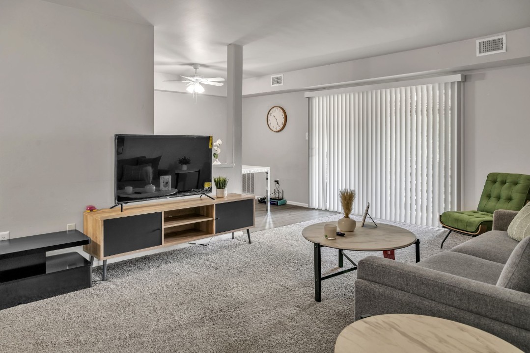 The Chateau, 306 Shipley Rd · Unit Apt 624 2bd/2bth