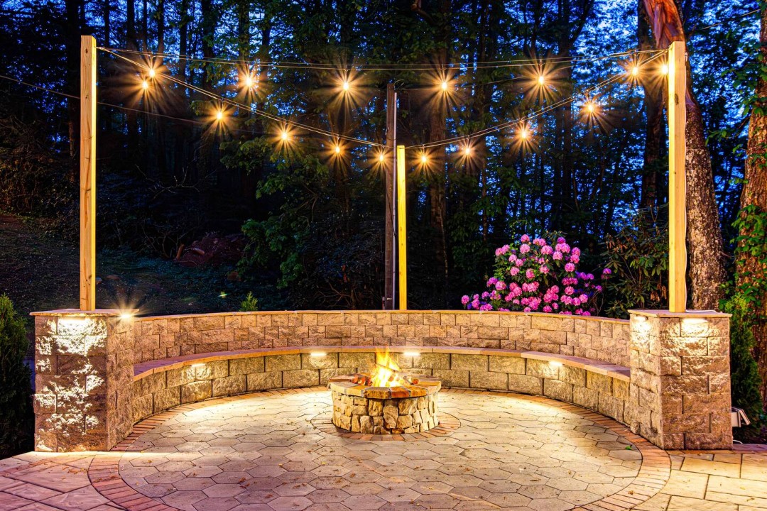 Wildernest Villa fire pit outdoor area