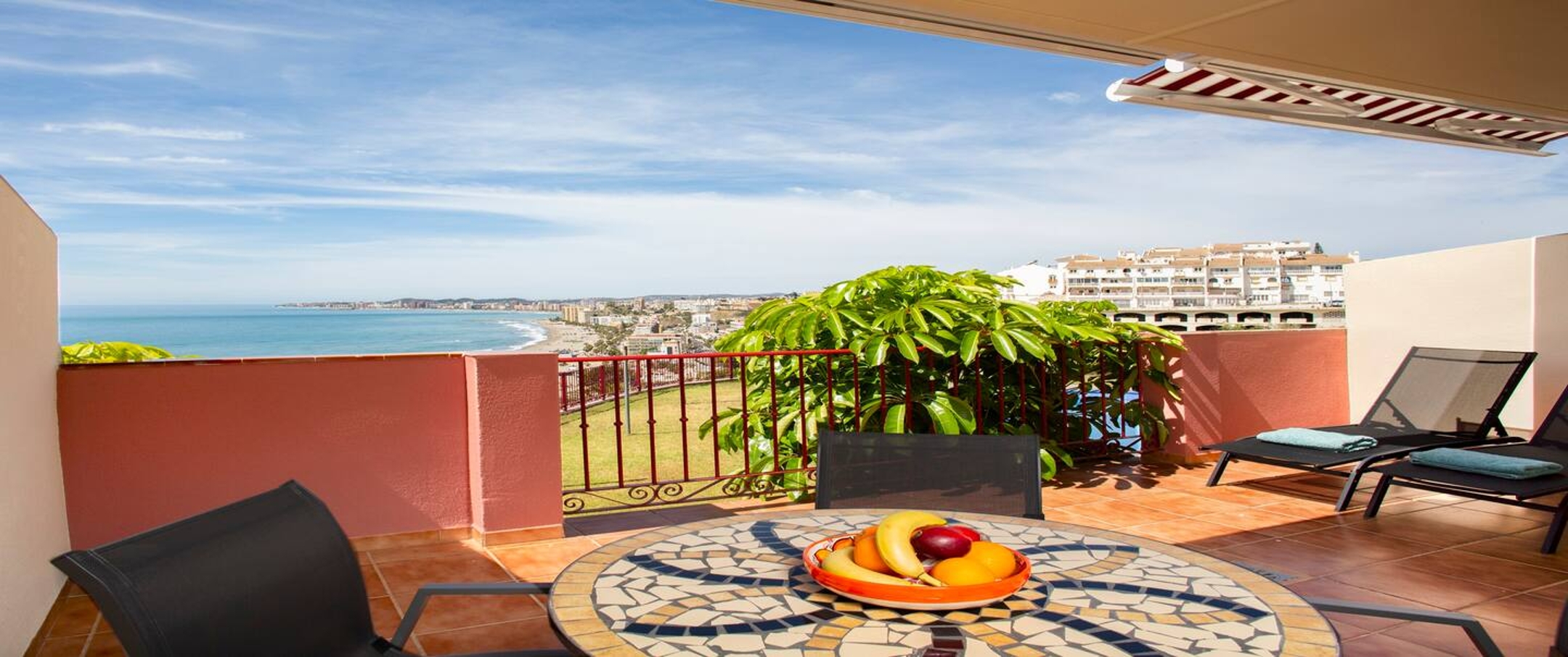 Panoramic Sea Views & Carvajal Beach & Restaurant — Benalmádena, Andalucía — vacation rental