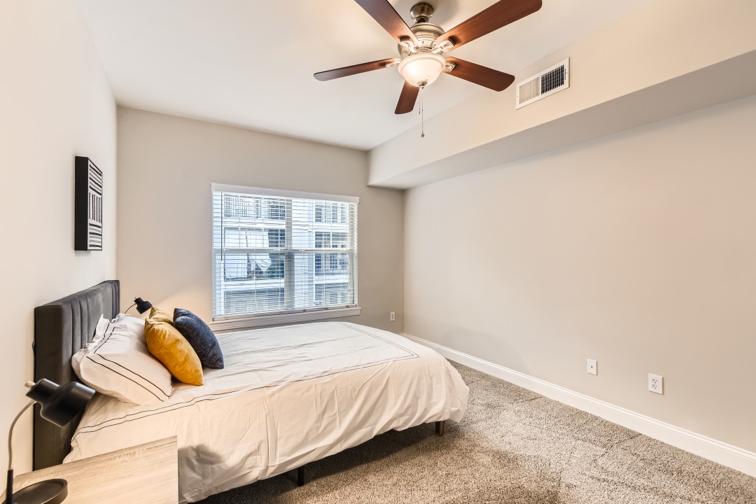 Crest at Midtown · Unit 4218 1/1