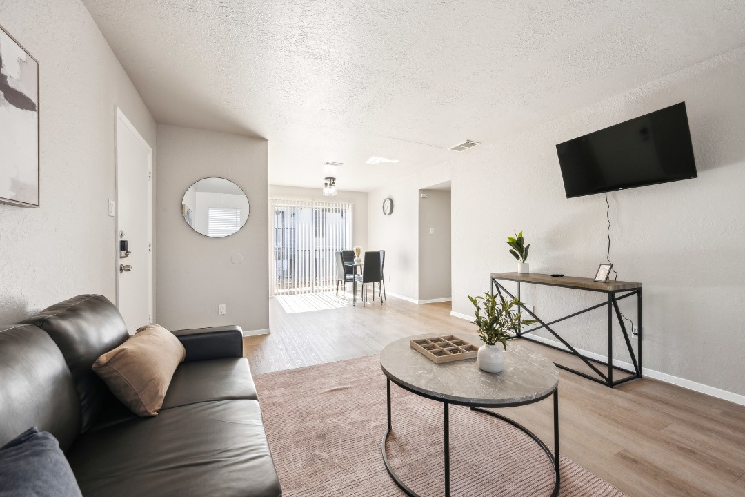 The Chandler · Unit 1221 2/2