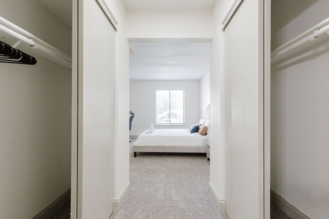 Rosehill Pointe · Unit 185 1/1