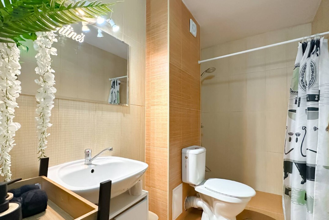 Property thumbnail 9