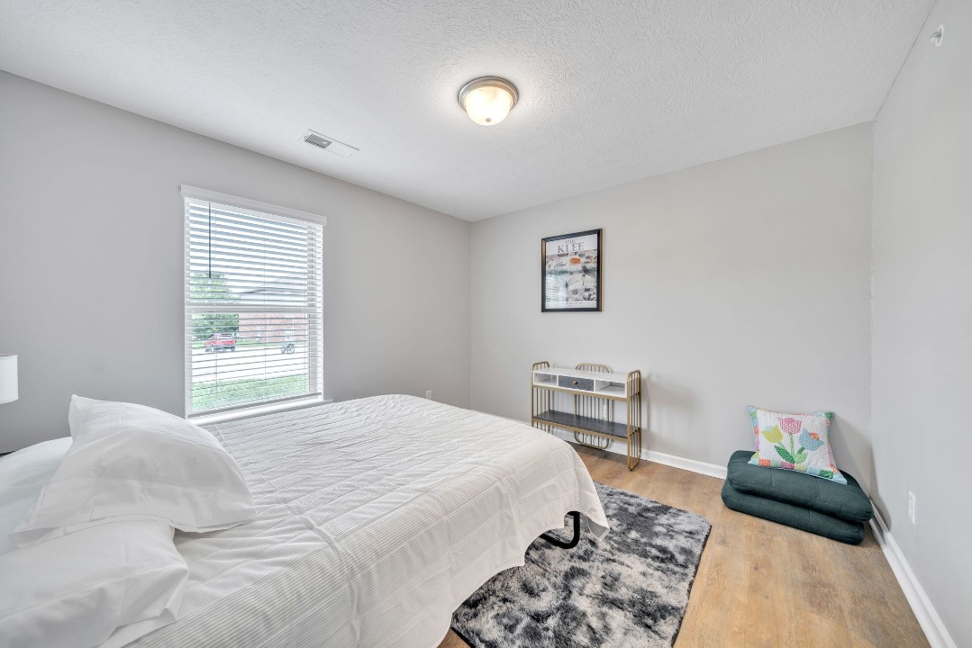 Stonecrest 713, · Unit 2/2