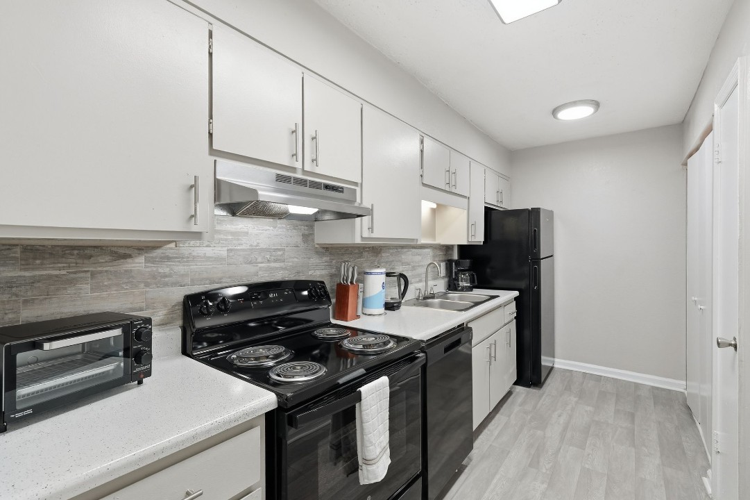 Tucker Square 1/1 · Unit 1314L