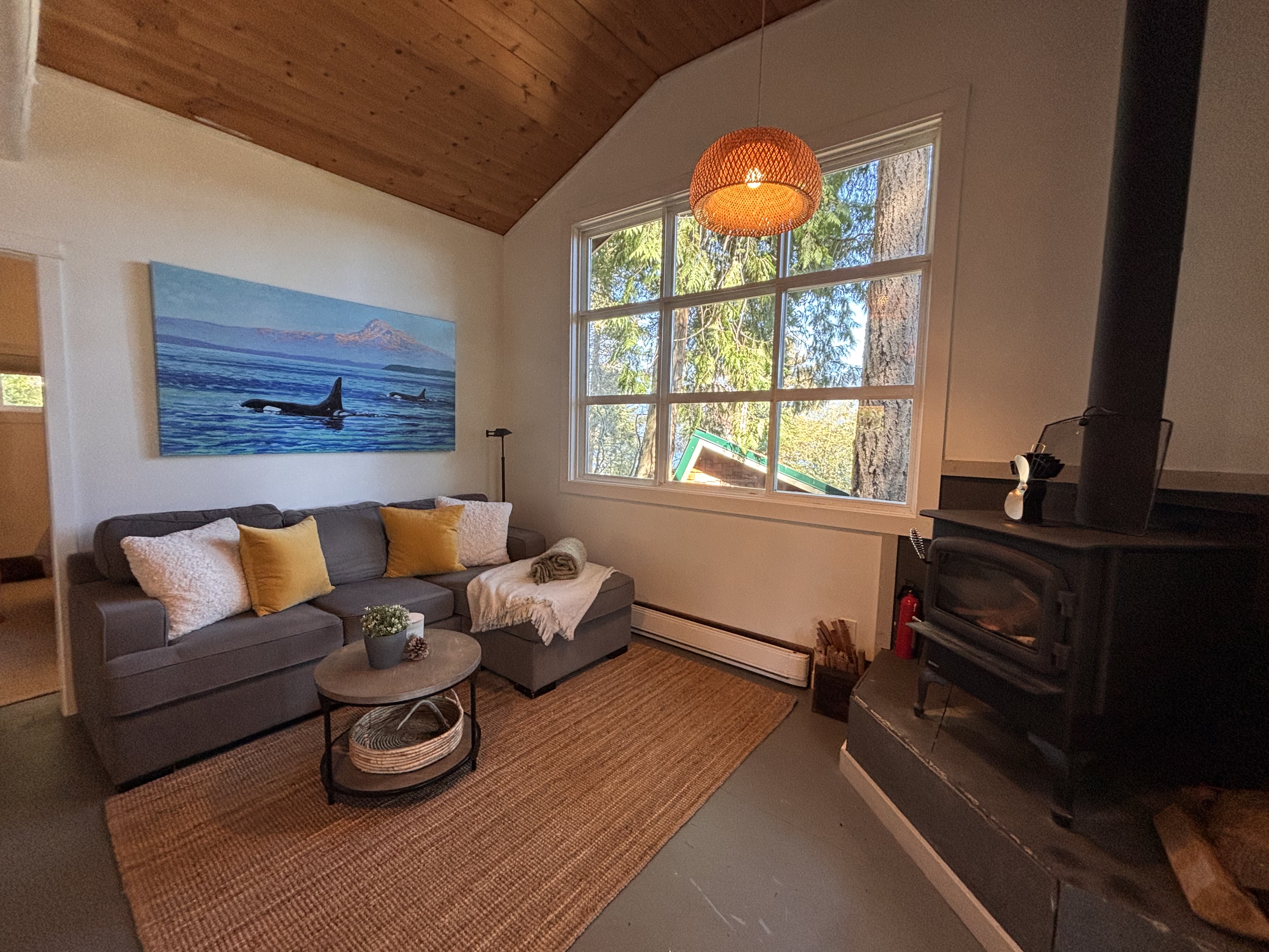 Cedar Cabin At Miller Oceanfront Retreat - Bowen Island