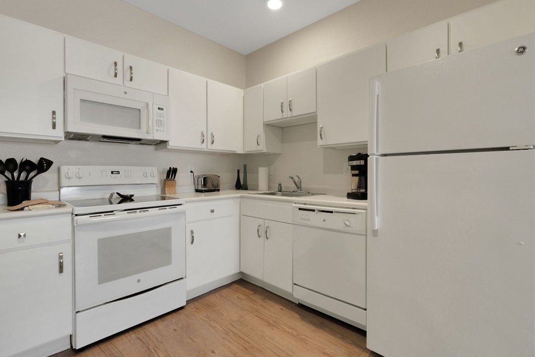 Simplicity At the Rim · Unit 1107  1107 1/1