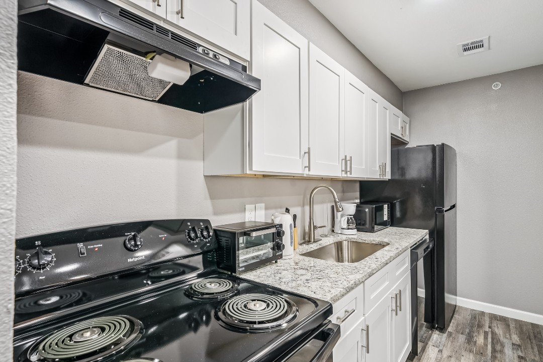 Vista Buena · Unit 3332 1/1